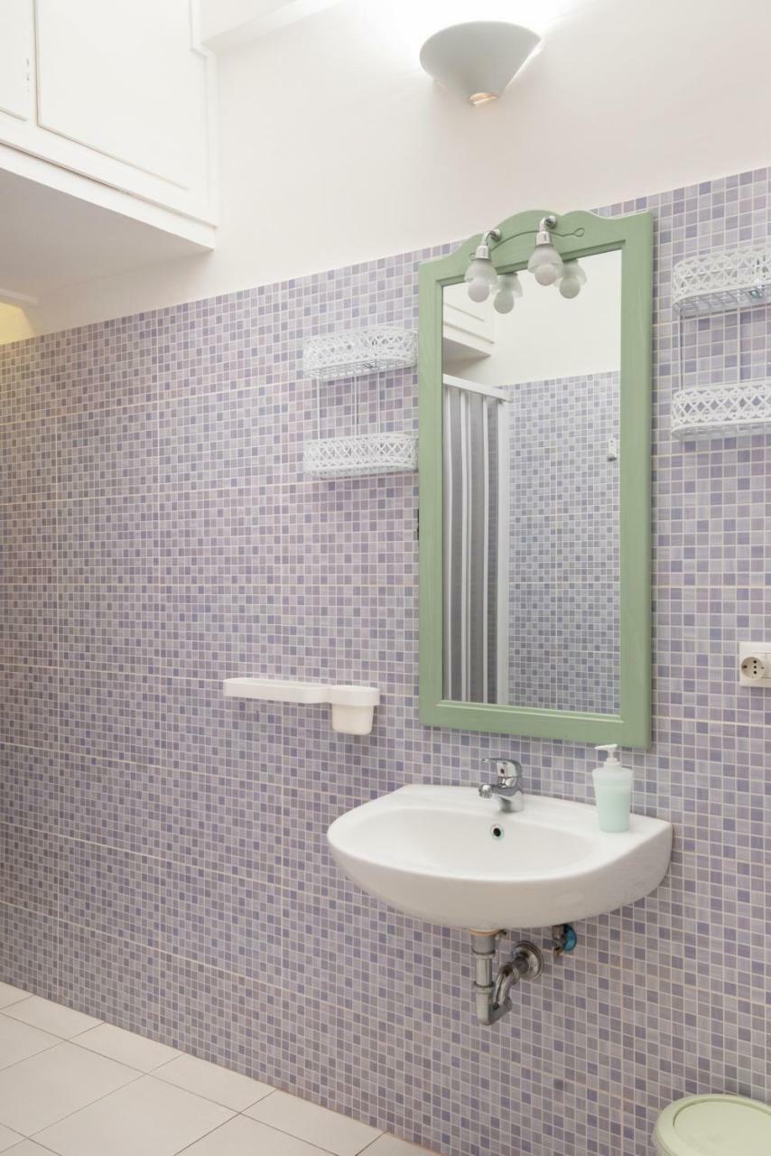 Take It Easy Roma Guest House Bagian luar foto