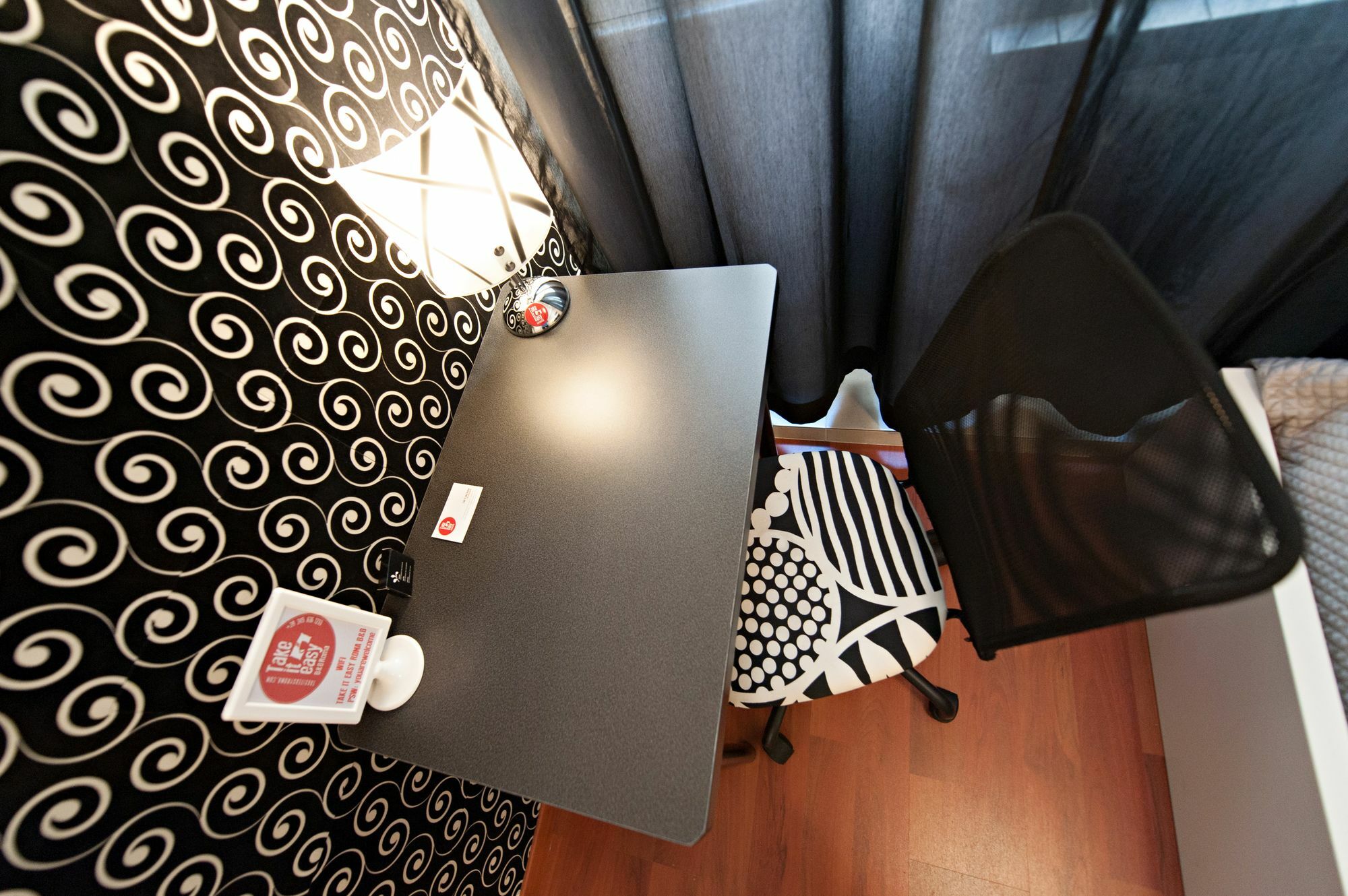 Take It Easy Roma Guest House Bagian luar foto