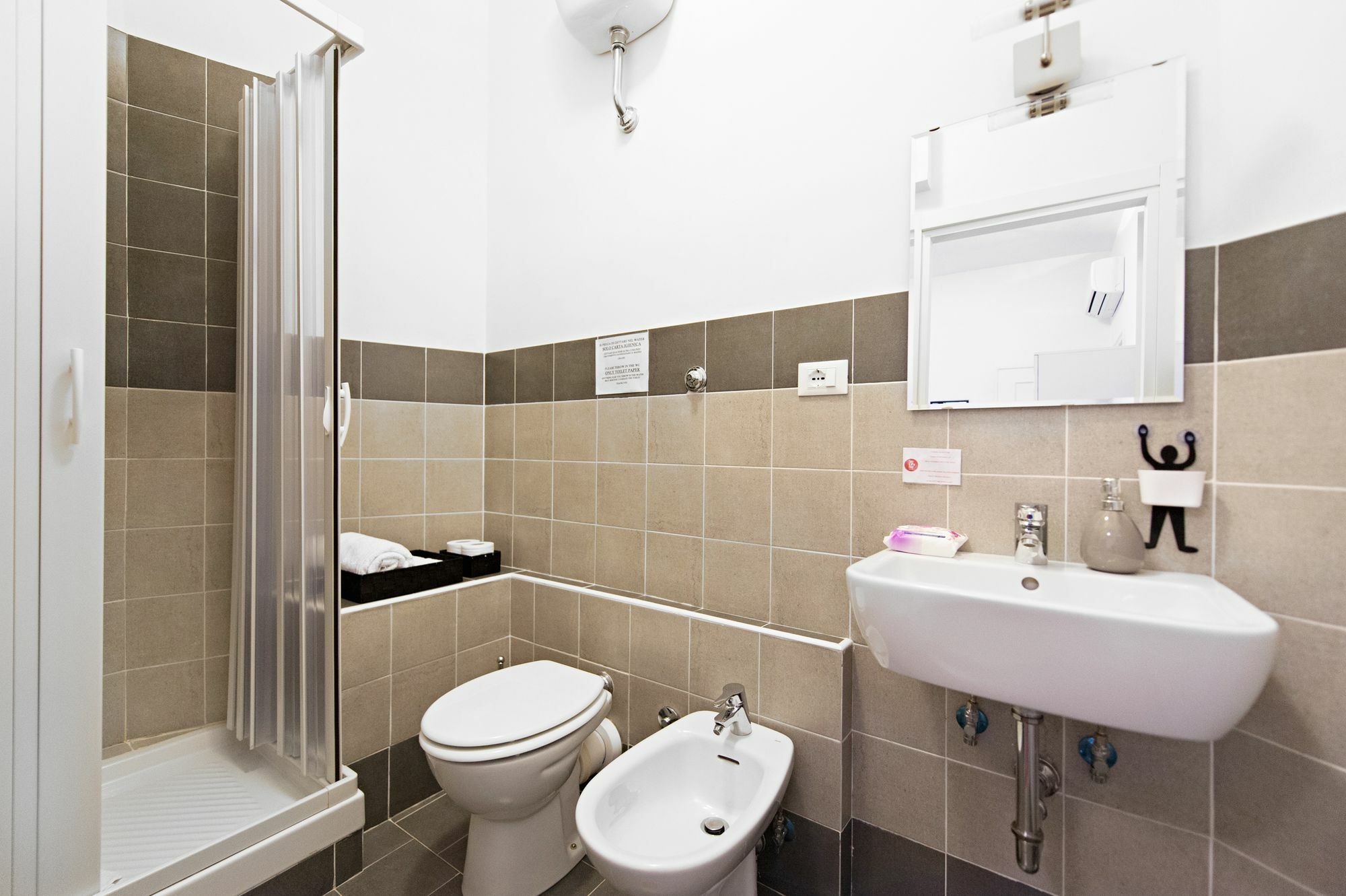 Take It Easy Roma Guest House Bagian luar foto